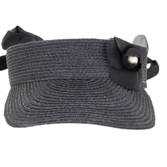 CHANEL black raffia 2018 CAMELLIA Visor Hat M EUC - Picture 1 of 11